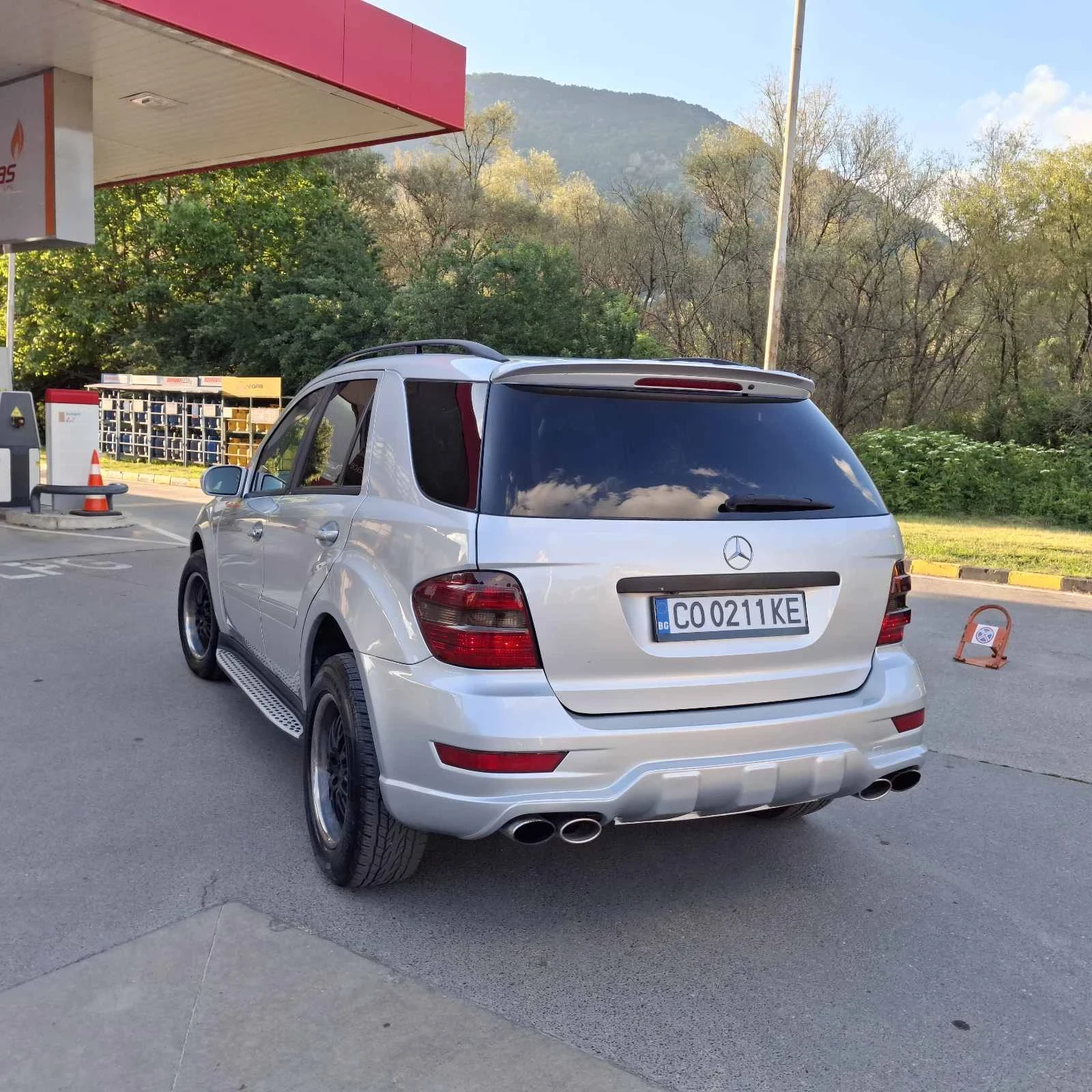 Mercedes-Benz ML 320, снимка 7 - Автомобили и джипове - 54962703