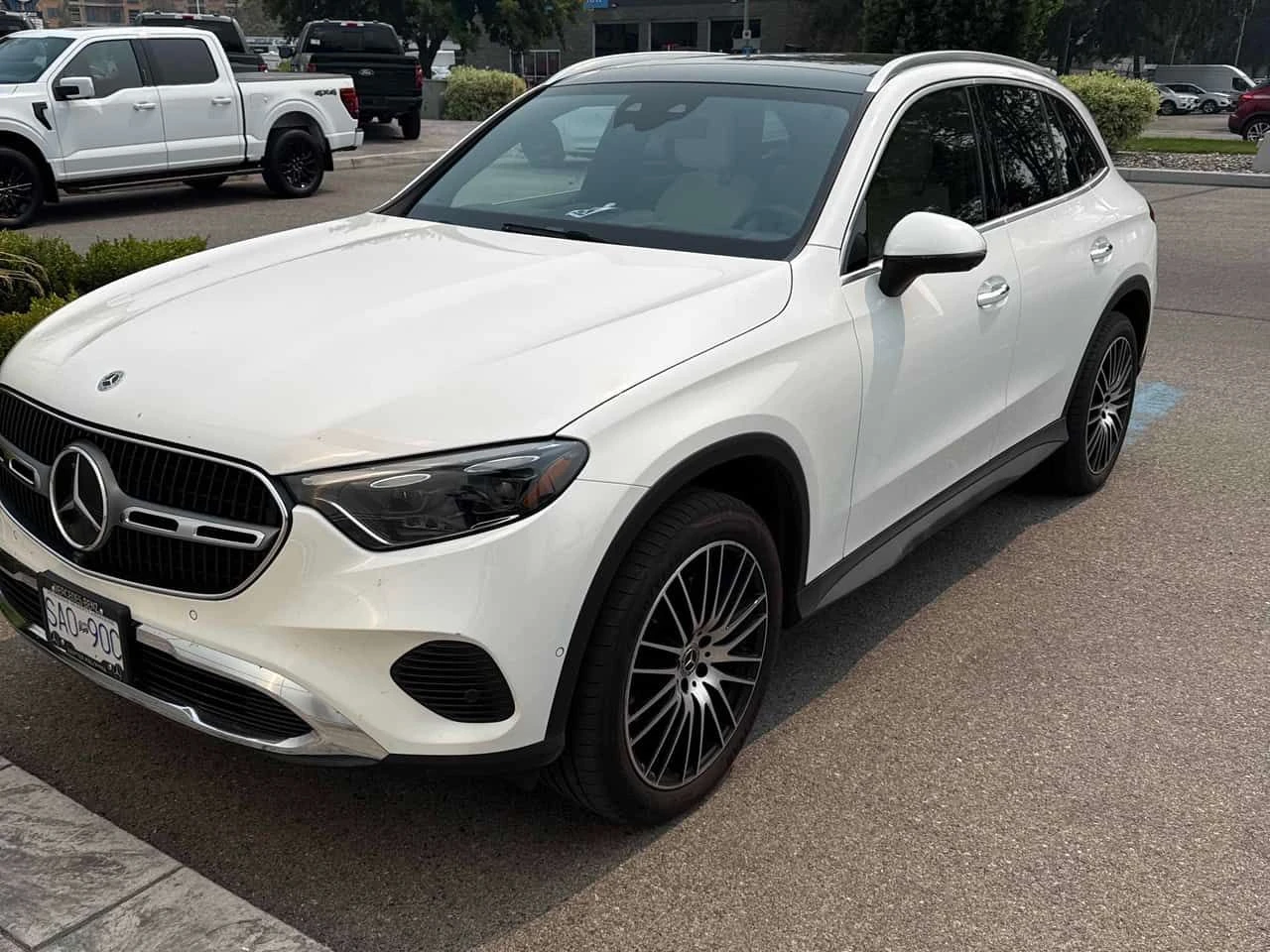 Mercedes-Benz GLC 300 4MATIC | CARFAX | АВТОКРЕДИТ БЕЗ ПЪРВОНАЧАЛНА