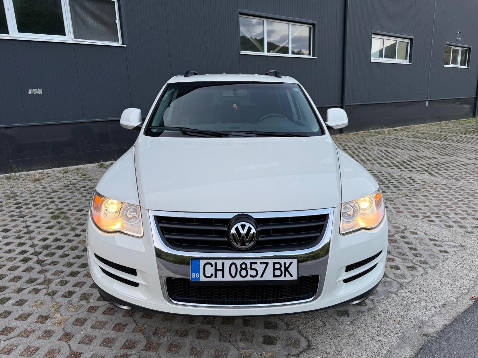 VW Touareg 2.5 TDI, снимка 2 - Автомобили и джипове - 55662481