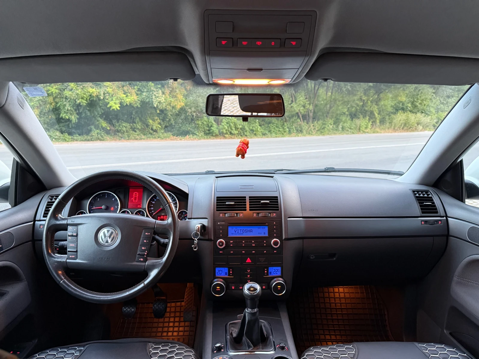 VW Touareg 2.5 TDI, снимка 11 - Автомобили и джипове - 55662481