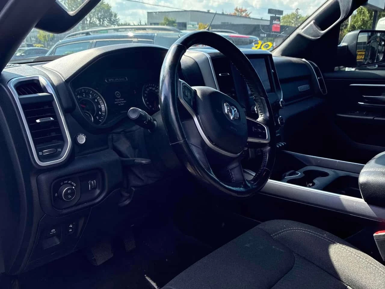 Dodge RAM 1500 * Big Horn * АВТОКРЕДИТ БЕЗ ПЪРВОНАЧАЛНА ВНОСКА* , снимка 5 - Автомобили и джипове - 56230684