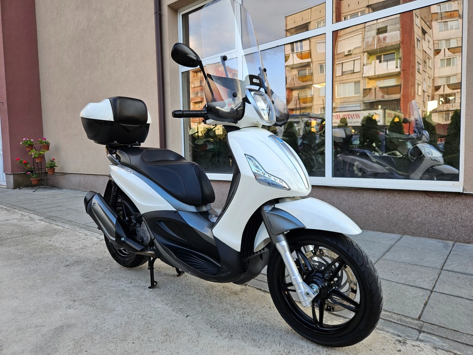 Piaggio Beverly 350ie, ABS-ASR, Sport Touring! | Mobile.bg — изображение 1