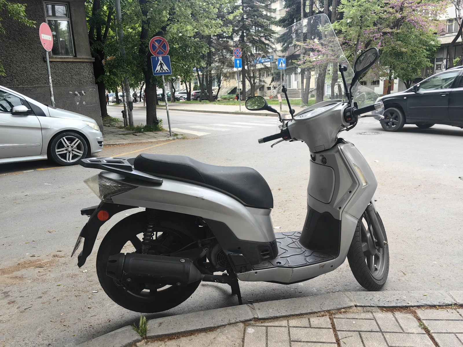 Kymco People 200 i, снимка 2 - Мотоциклети и мототехника - 54095856