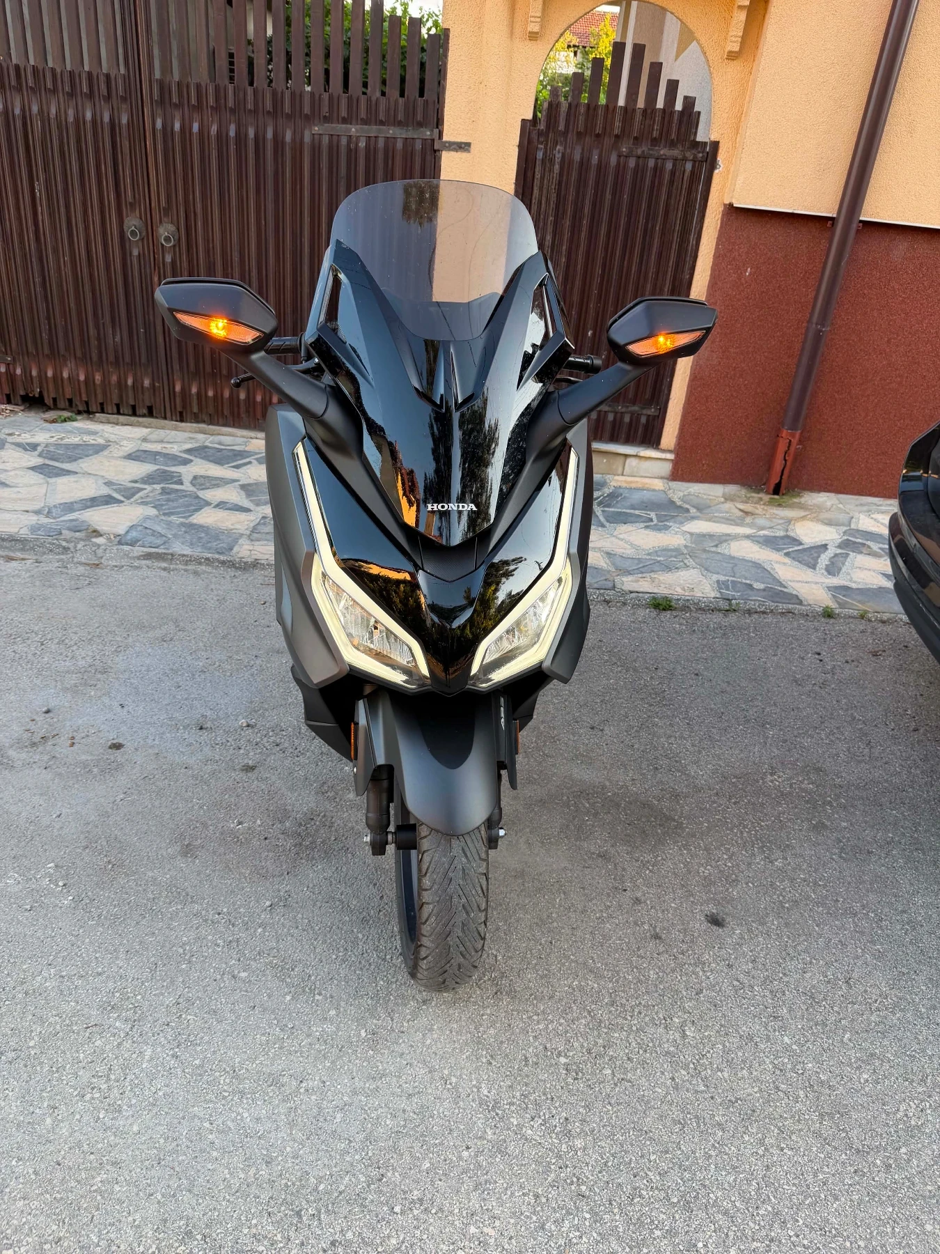 Honda Forza 350i Akrapovic, снимка 2 - Мотоциклети и мототехника - 56012649