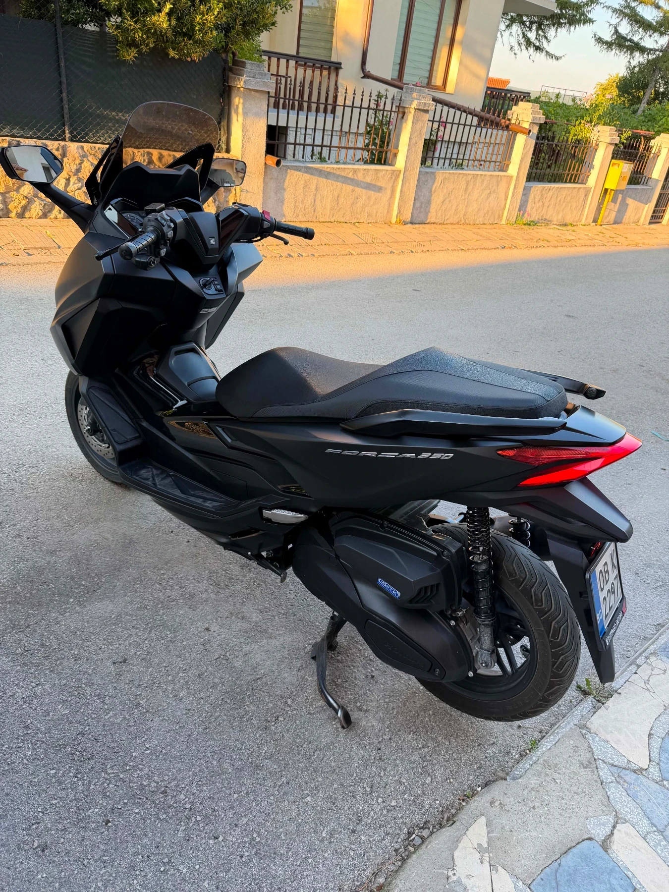 Honda Forza 350i Akrapovic, снимка 4 - Мотоциклети и мототехника - 56012649