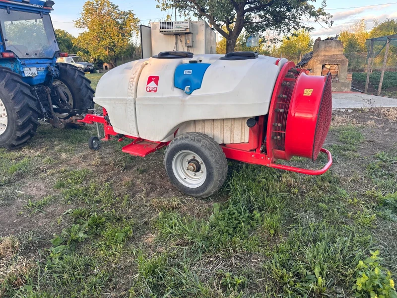 Пръскачка Agron 1500 литра, снимка 2 - Селскостопанска техника - 50436586