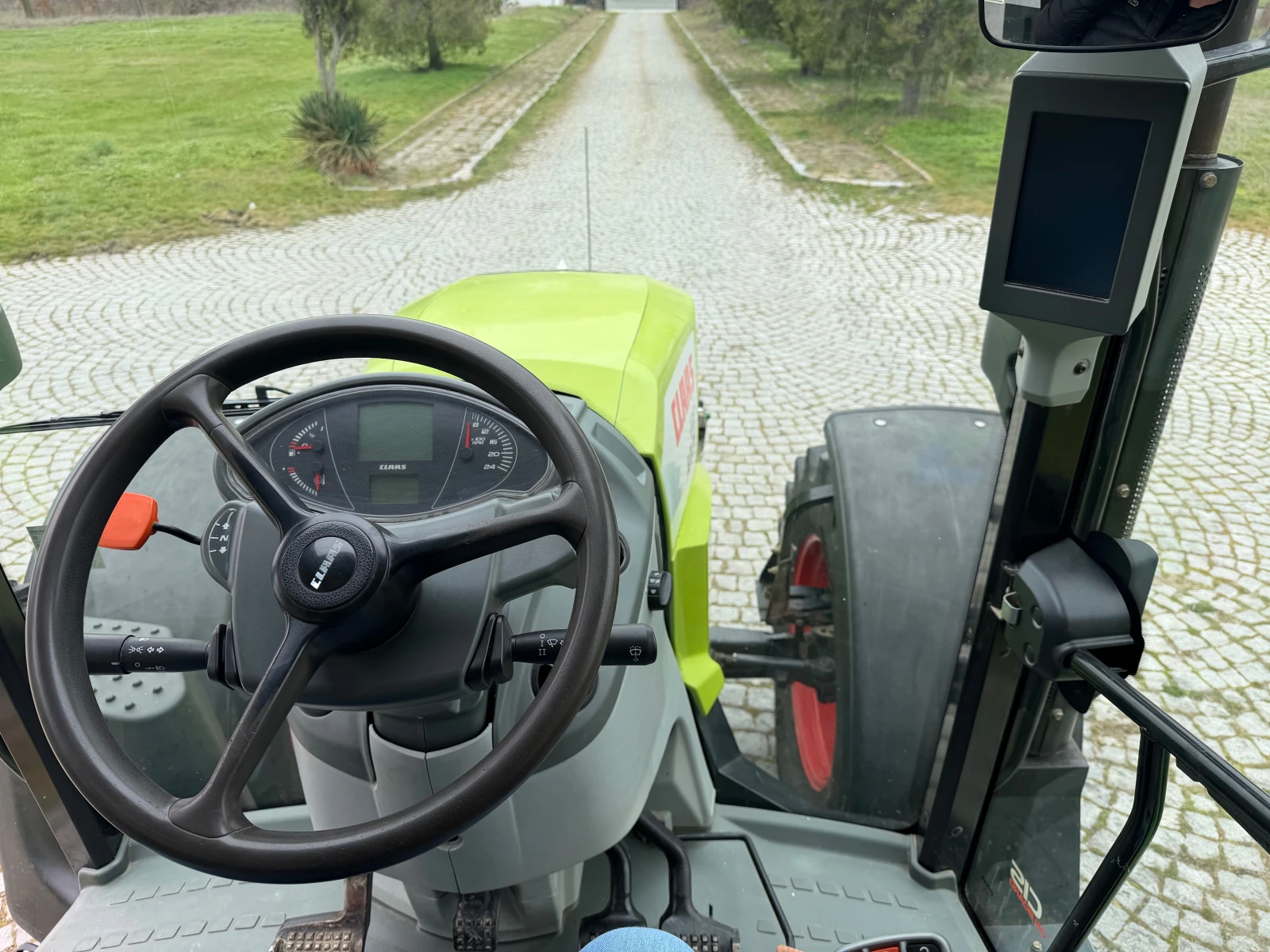 ������� Claas ARION 440 CIS ������ | Mobile.bg � ����������� 15