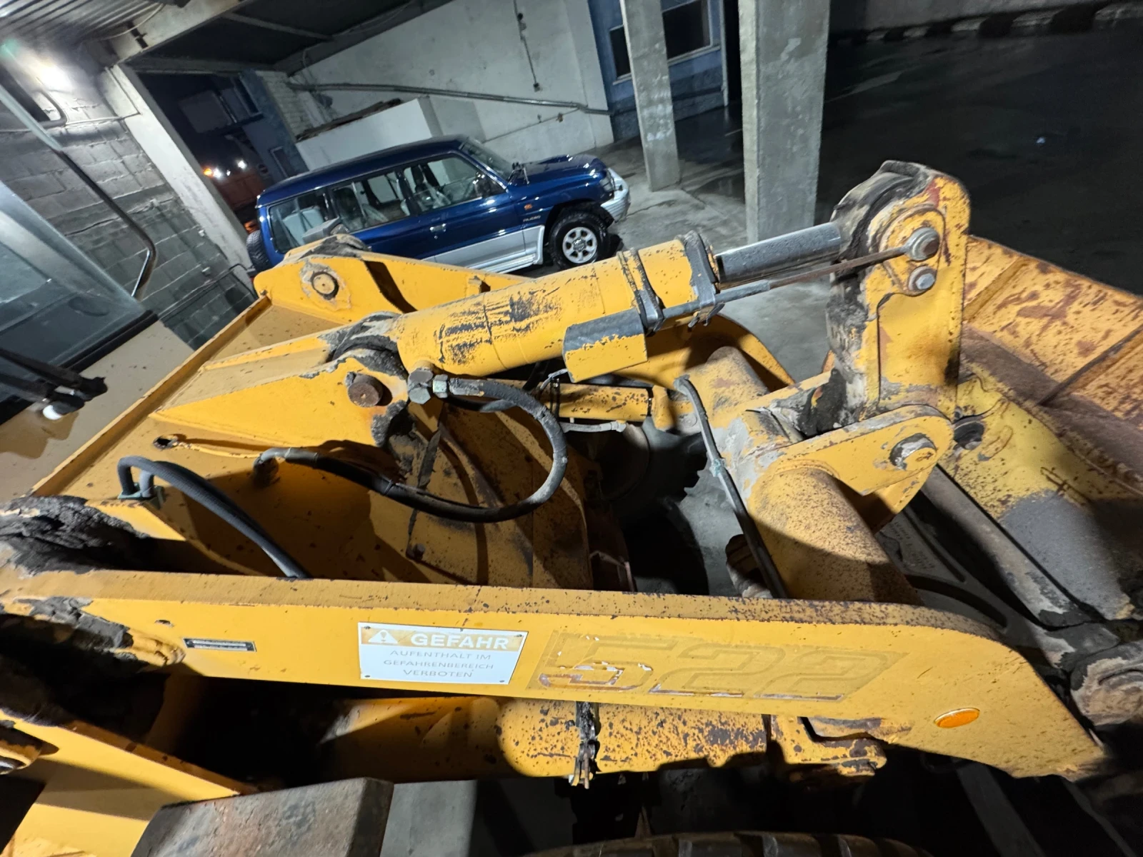 Челен товарач Liebherr L522 - изображение 4