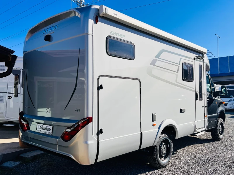Кемпер HYMER / ERIBA 4X4 MLT CrossOver 3500 кг., снимка 4 - Каравани и кемпери - 49385332