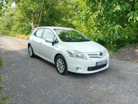 Toyota Auris Facelift Euro 5A 6 скорости, снимка 2