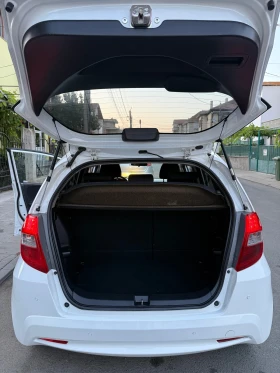 Honda Jazz 1.4i Exclusive ШВЕЙЦАРИЯ 100% РЕАЛЕН ВИДЕО ЛИЗИНГ, снимка 16