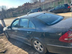 Mercedes-Benz E 320, снимка 6