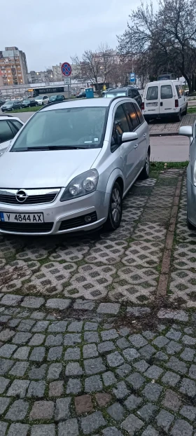 Opel Zafira 1.8 140hp Бензин/ Газ , снимка 3