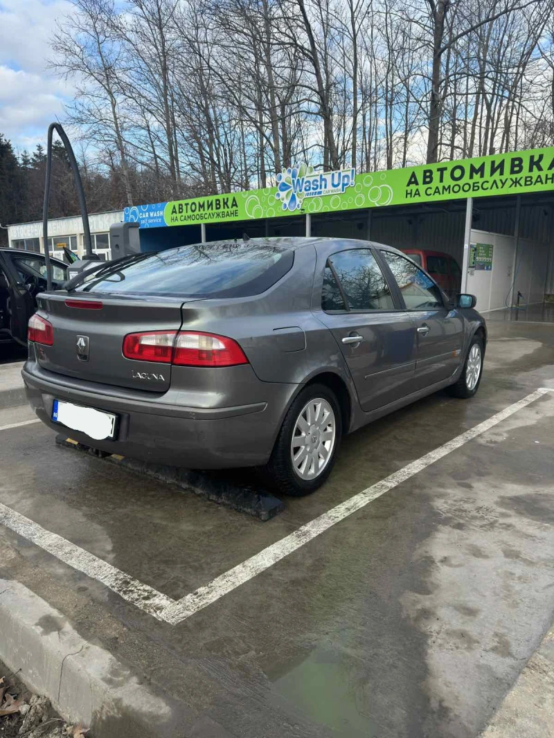 Renault Laguna 2, снимка 9 - Автомобили и джипове - 48044835