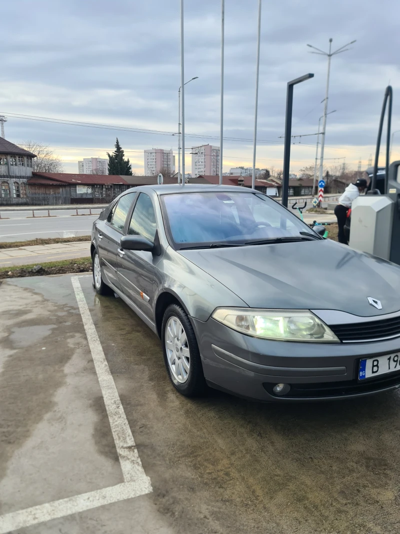 Renault Laguna 2, снимка 2 - Автомобили и джипове - 48044835