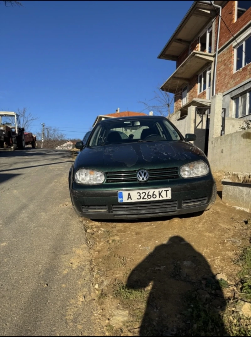 VW Golf 1.9, снимка 3 - Автомобили и джипове - 48509342