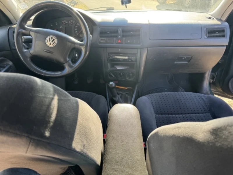 VW Golf 1.9, снимка 8 - Автомобили и джипове - 48509342