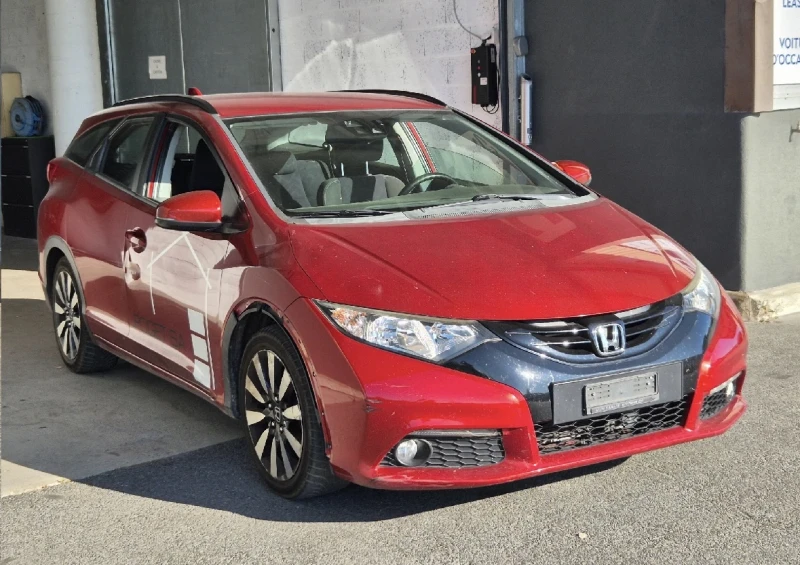 Honda Civic 1.6i-DTEC Фейс Швейцария, снимка 2 - Автомобили и джипове - 51351687