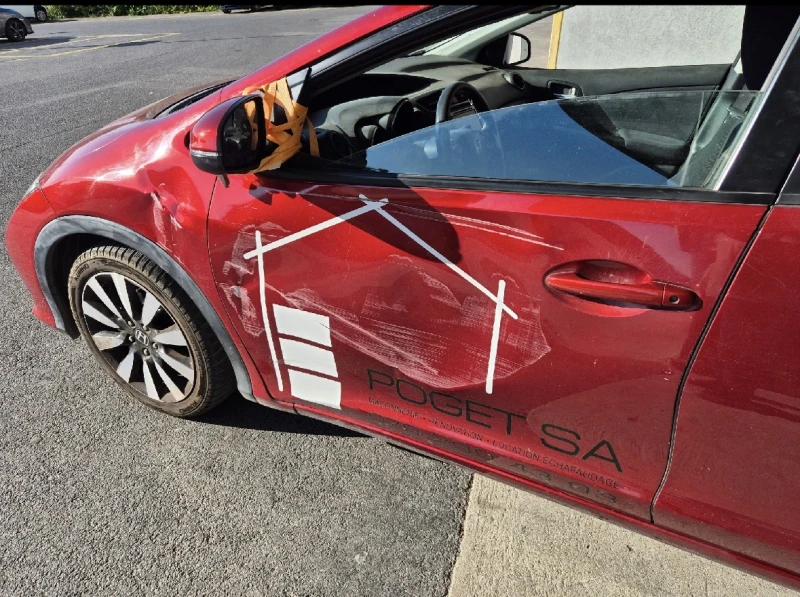 Honda Civic 1.6i-DTEC Фейс Швейцария, снимка 7 - Автомобили и джипове - 51351687