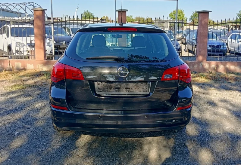 Opel Astra 1.4i, снимка 5 - Автомобили и джипове - 51624901