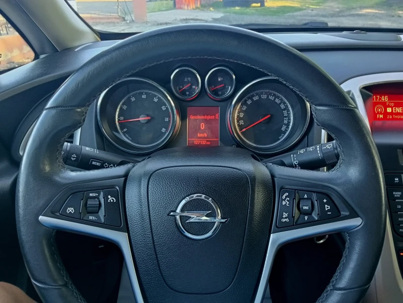 Opel Astra 1.4i, снимка 13 - Автомобили и джипове - 51624901