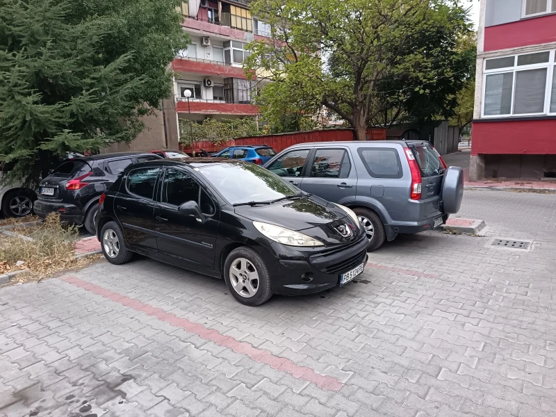 Peugeot 207 1.4i, снимка 11 - Автомобили и джипове - 52254236