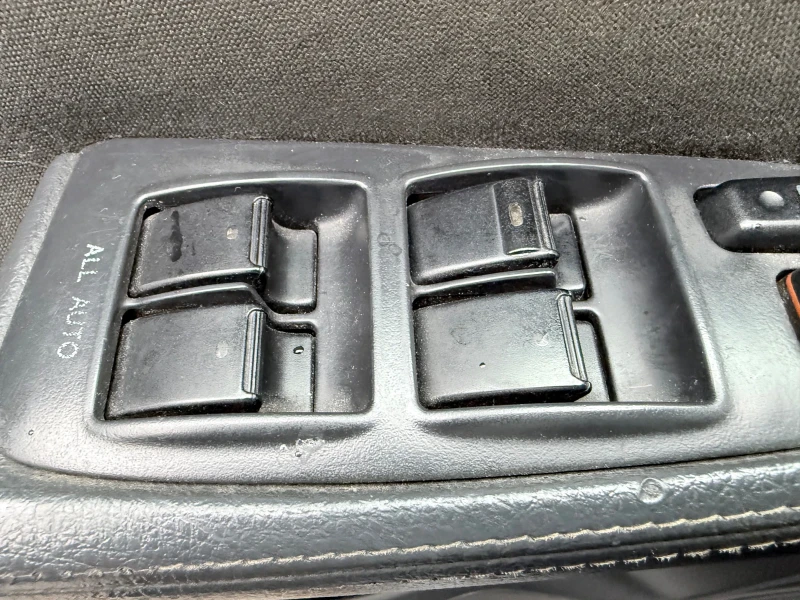 Toyota Avensis, снимка 10 - Автомобили и джипове - 52488415