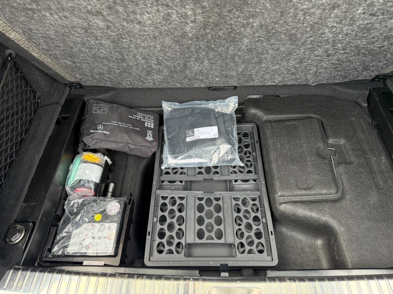 Mercedes-Benz C 220 AMG line, Night Edition 9G-TRONIC, Distronic Pro, снимка 17 - Автомобили и джипове - 52836581