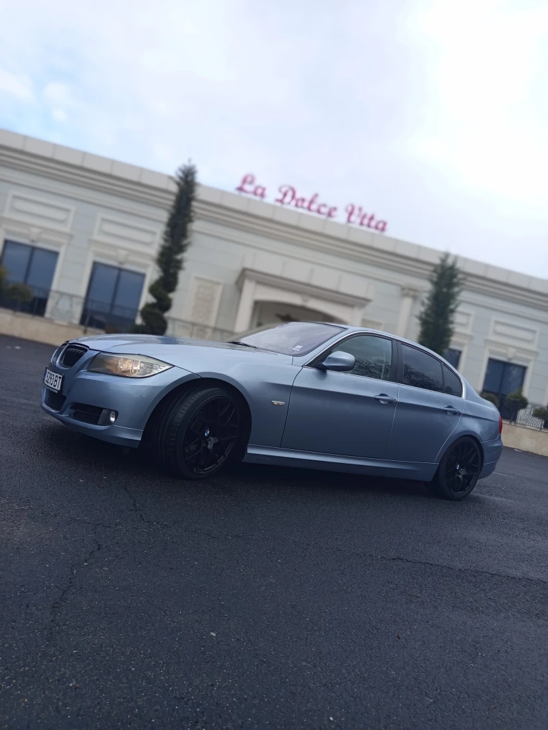 BMW 330 330D X-DRIVE, снимка 2 - Автомобили и джипове - 53401650