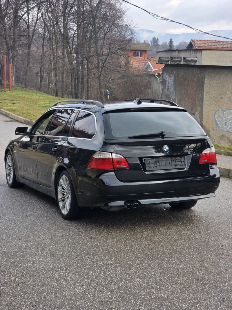 BMW 530 d 235hp Logic7/Cic/Comfort Nappa/Стъклопакет, снимка 4 - Автомобили и джипове - 53407384