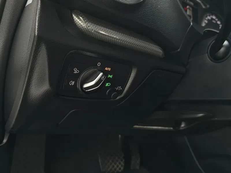 Audi A3 2.0 TFSI, снимка 14 - Автомобили и джипове - 54139534