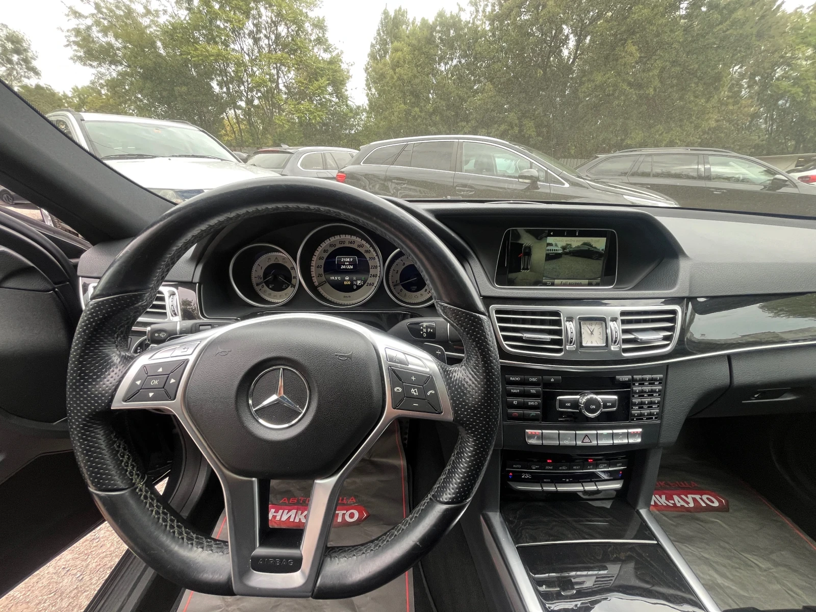 Mercedes-Benz E 400 4 MATIC AMG Paket - изображение 10