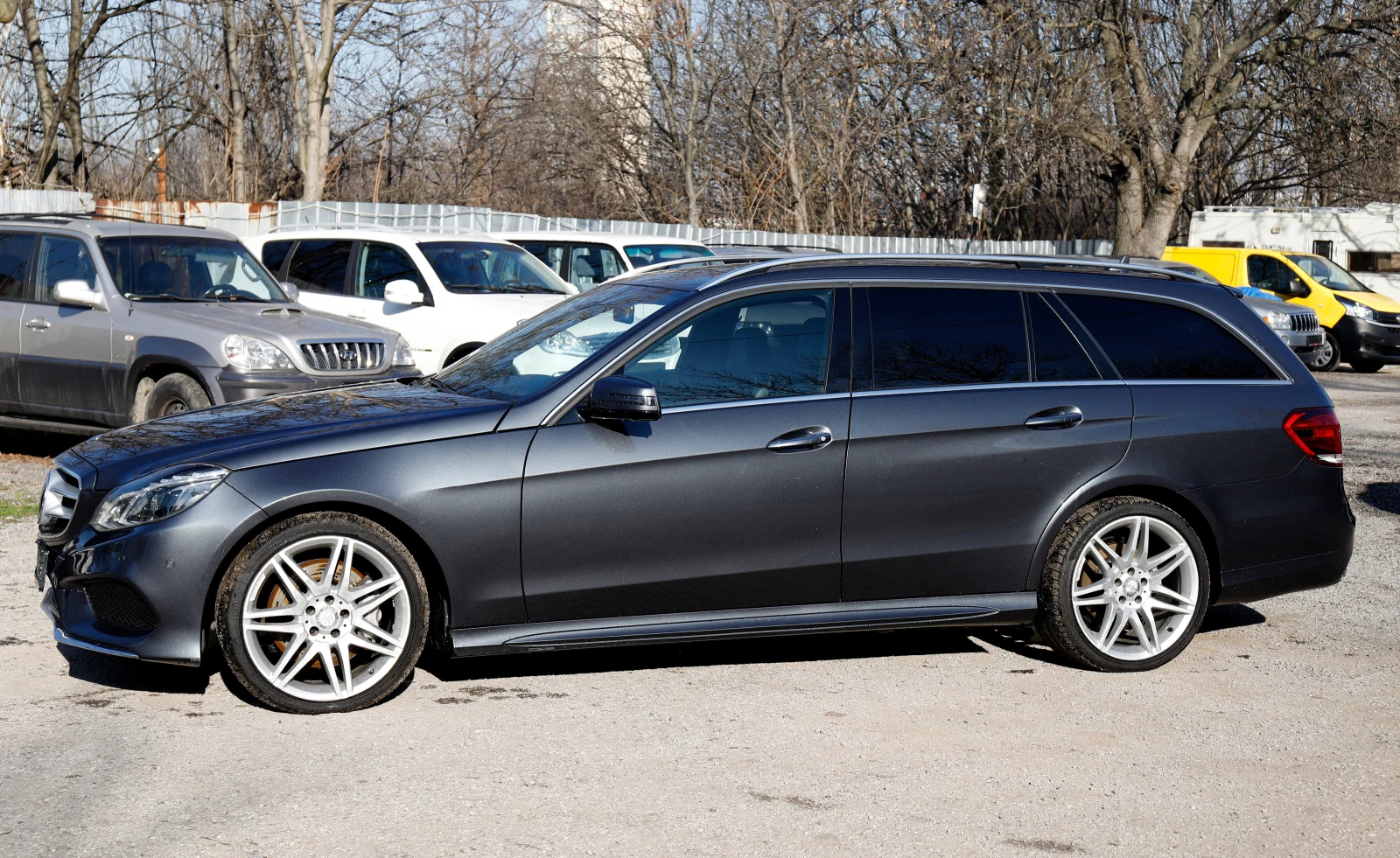 Mercedes-Benz E 400 4 MATIC AMG Paket - изображение 3