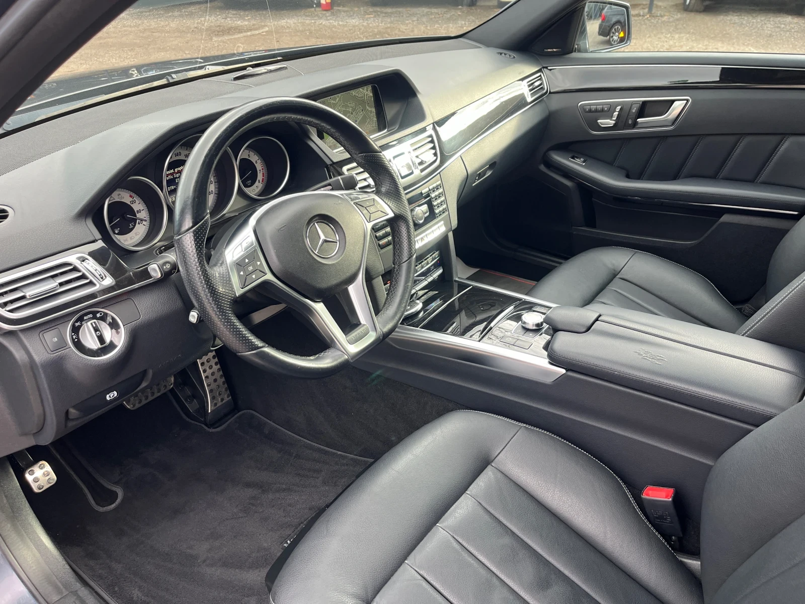 Mercedes-Benz E 400 4 MATIC AMG Paket - изображение 9