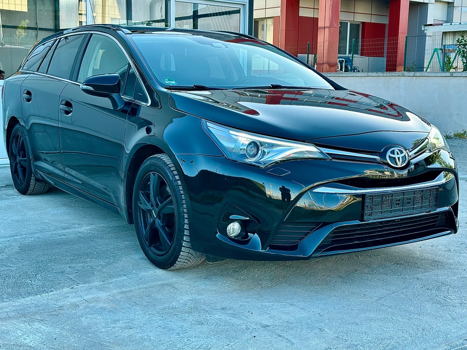 Toyota Avensis 2.0 D4D Exclusive ПЪЛНА СЕРВИЗНА ИСТОРИЯ - изображение 3