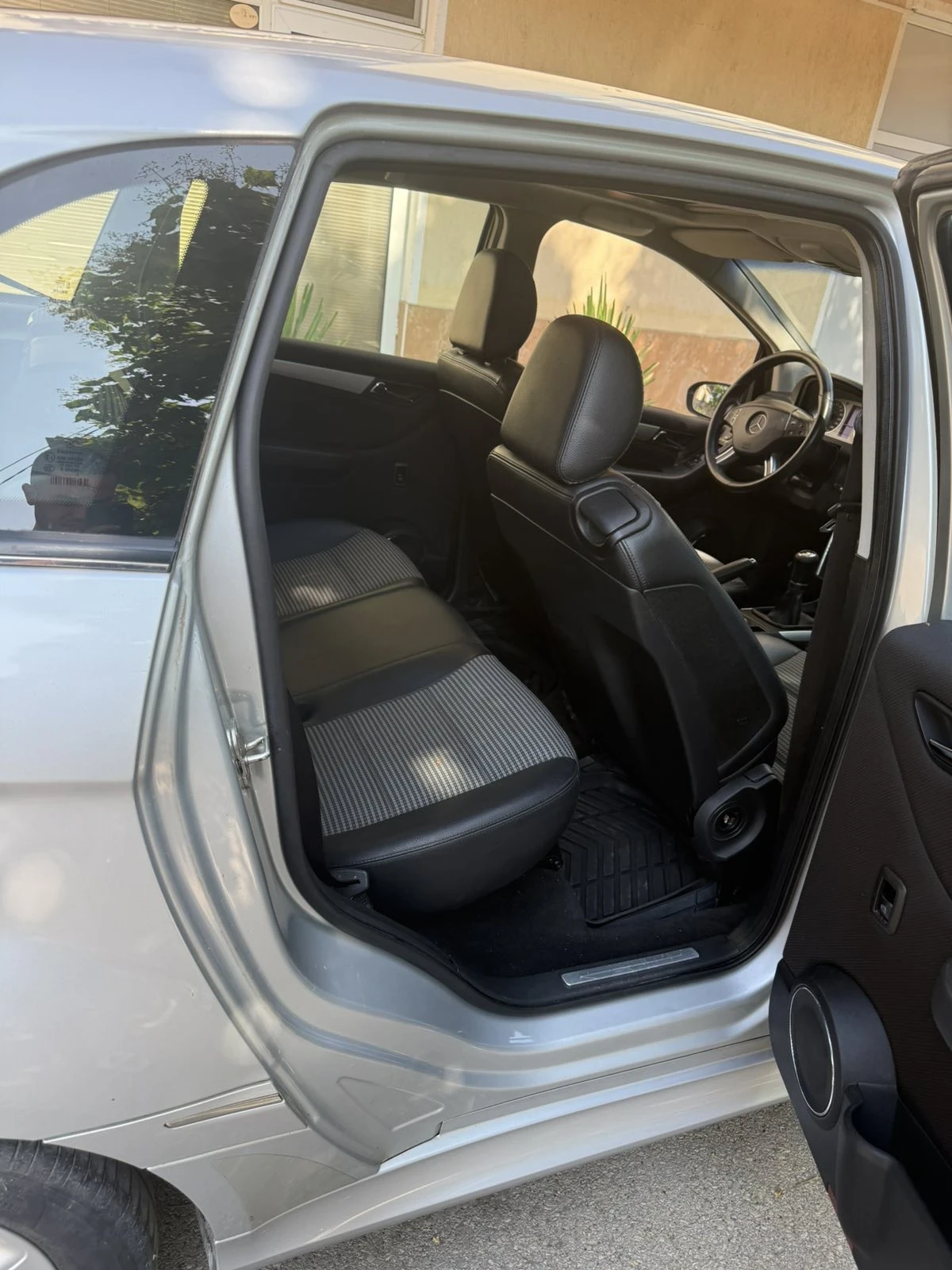 Mercedes-Benz B 200  - изображение 5