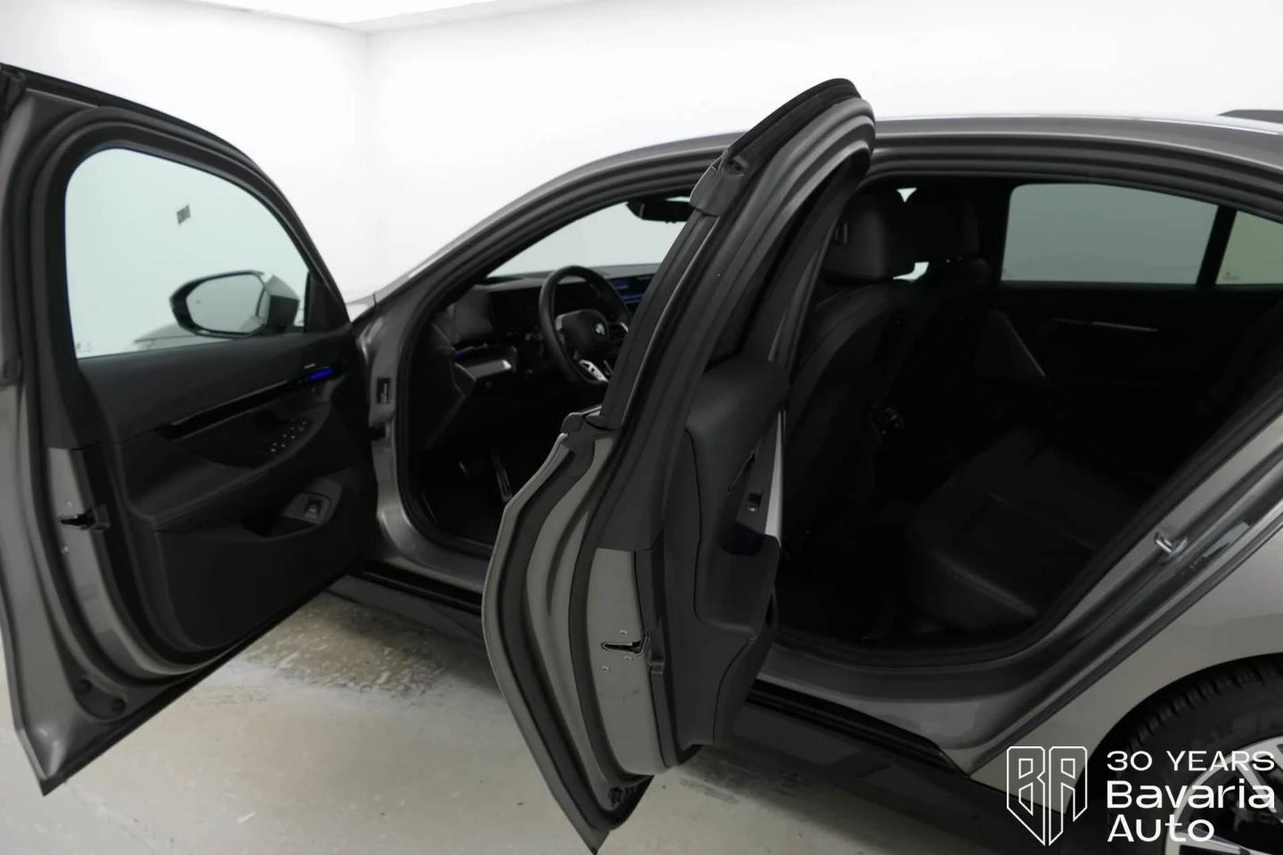 BMW 520 i M Sport Paket Steptronic - изображение 5