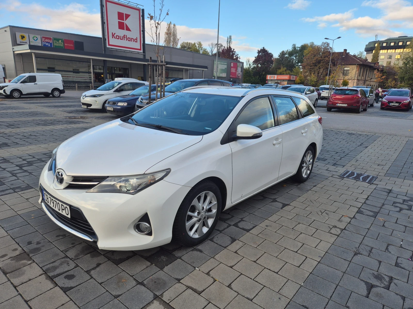 Toyota Auris 1.6 avtomatik - изображение 2