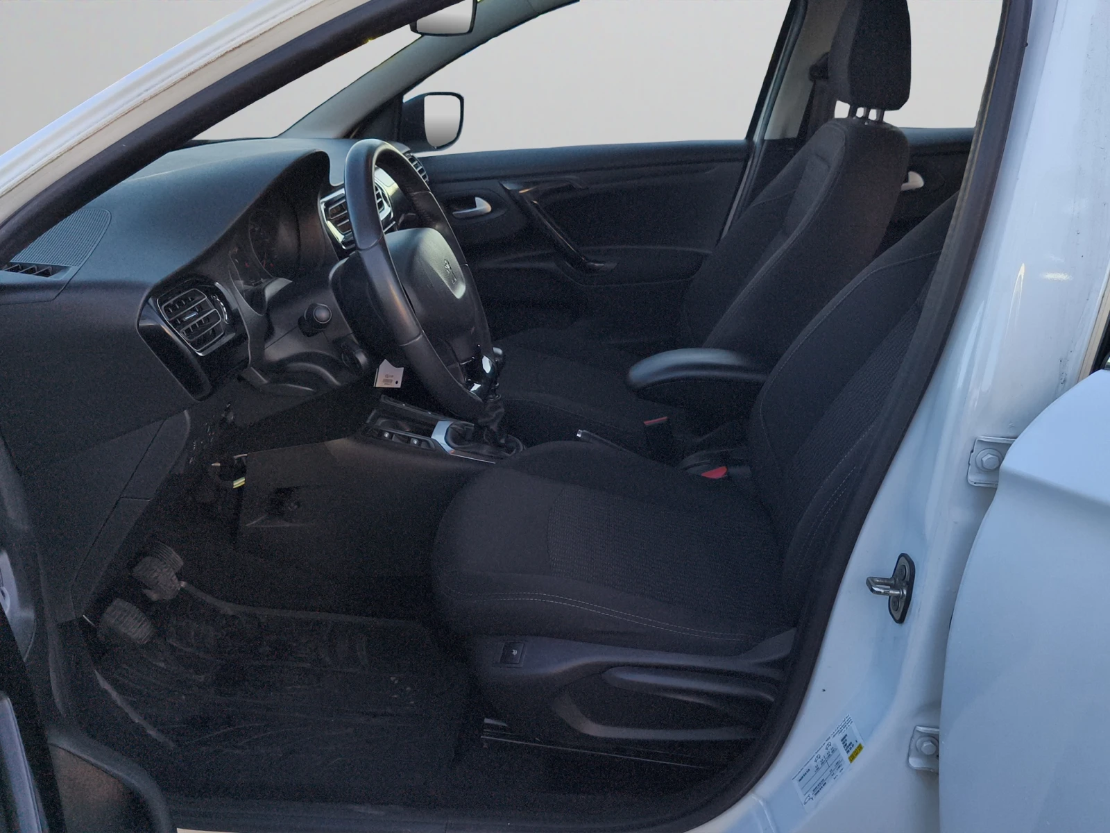 Peugeot 301 ALLURE 1, 5 BlueHDi 102 BVM6 E6 // 2008089 | Mobile.bg � ����������� 11