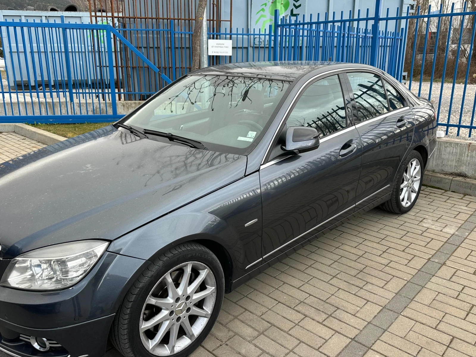 Mercedes-Benz C 320 Седан, снимка 2 - Автомобили и джипове - 53876118