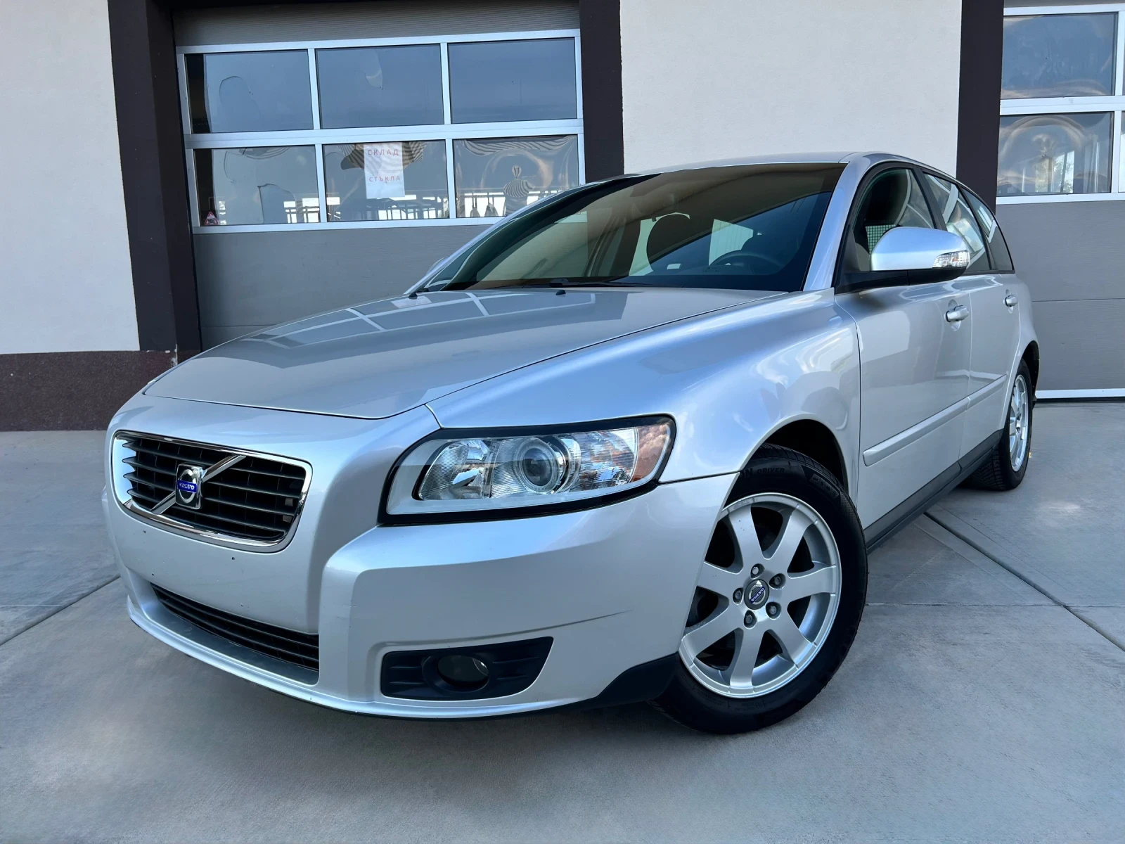 Volvo V50 1.6D 109�.�. FACELIFT ����������� ����.������� ��� | Mobile.bg � ����������� 3