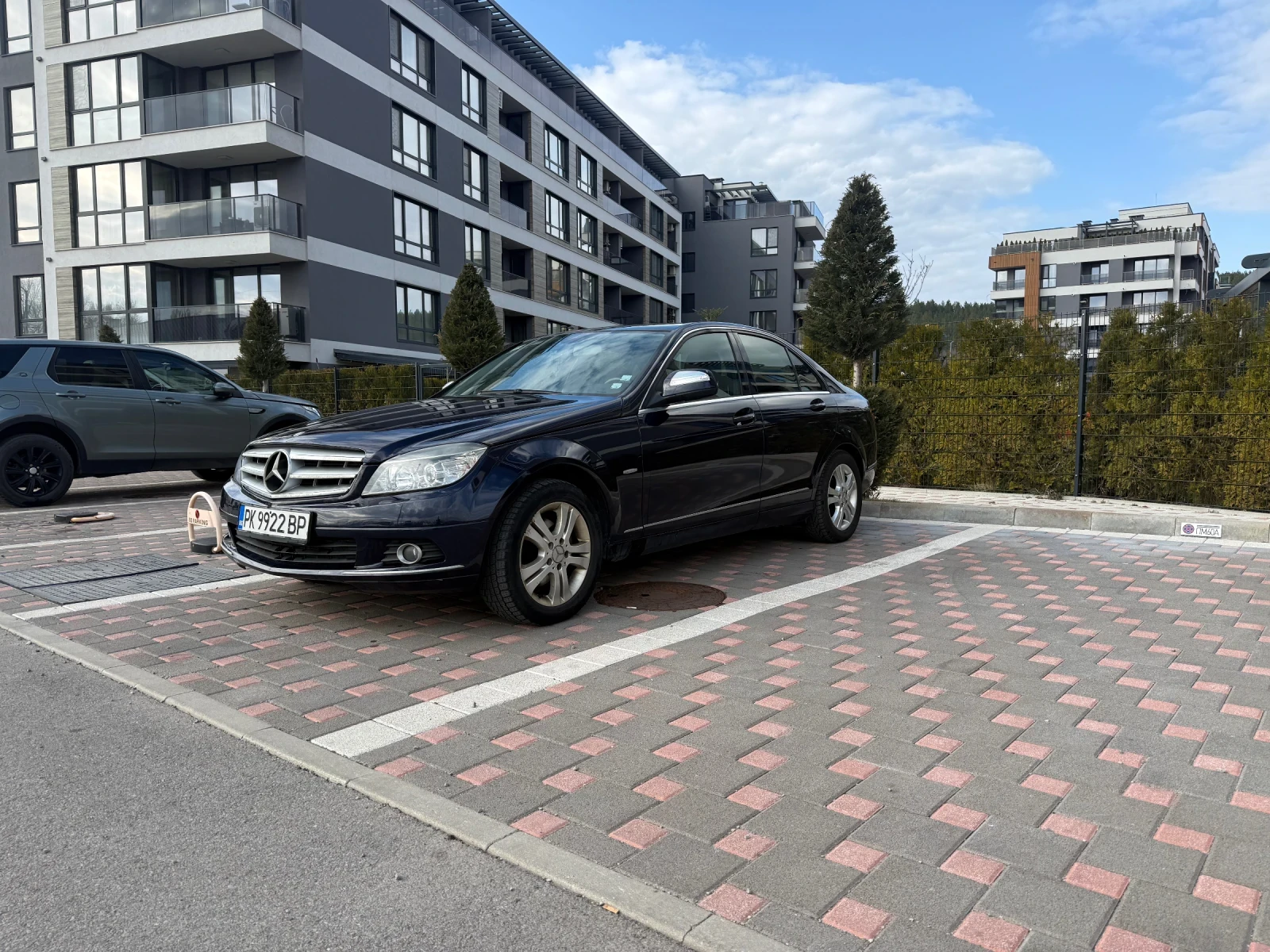 Mercedes-Benz C 220, снимка 2 - Автомобили и джипове - 54255956