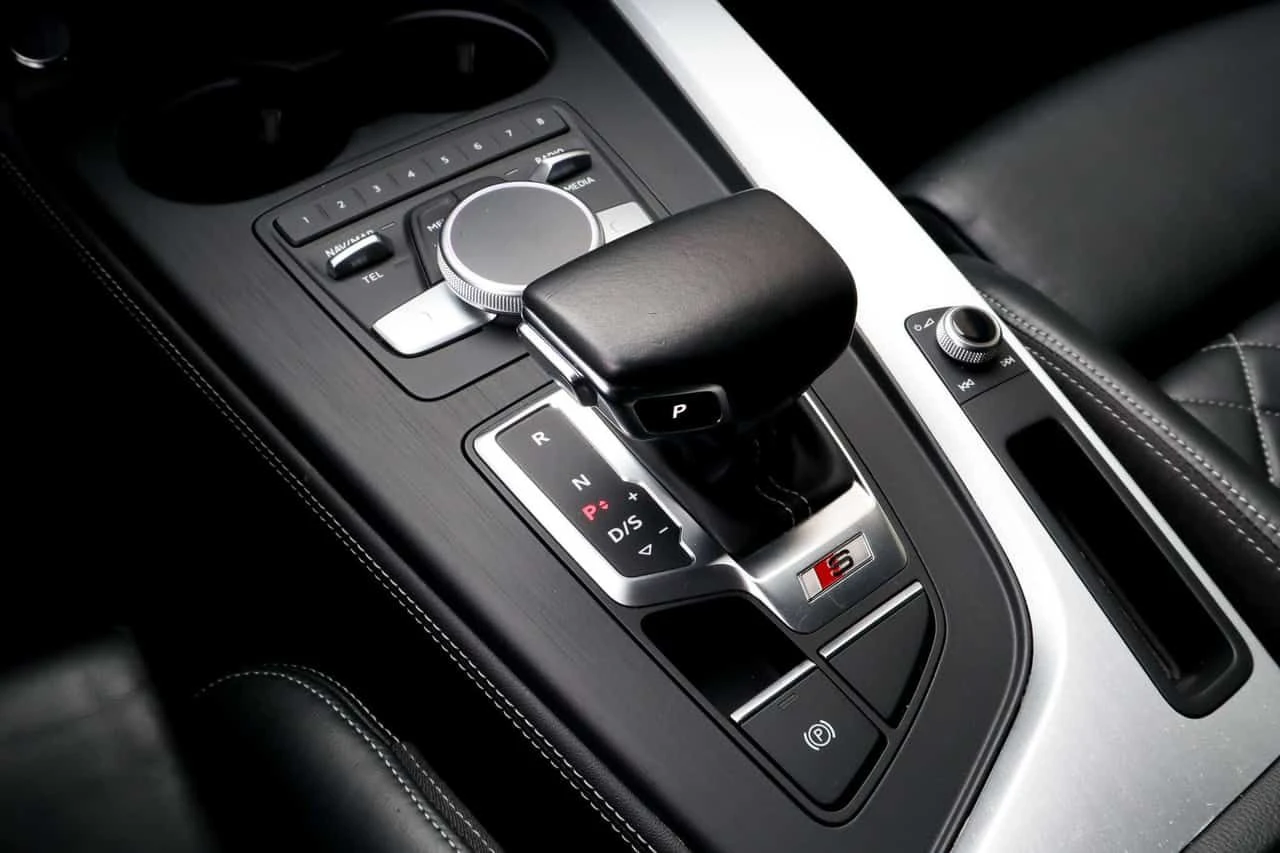 Audi S5 * TECHNIK * ЦЕНА ДО БГ * 360 * PANO * BLACK OPTICS, снимка 10 - Автомобили и джипове - 54496556