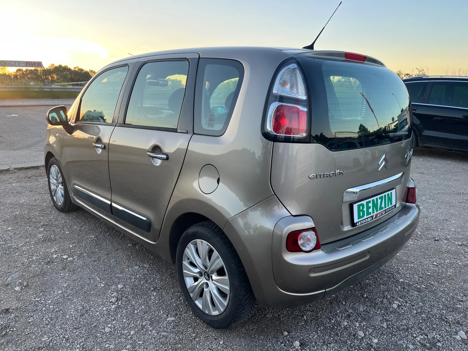 Citroen C3 Picasso 1.4i-16v-95-EXCLUSIVE-ITALIA, снимка 12 - Автомобили и джипове - 54559160