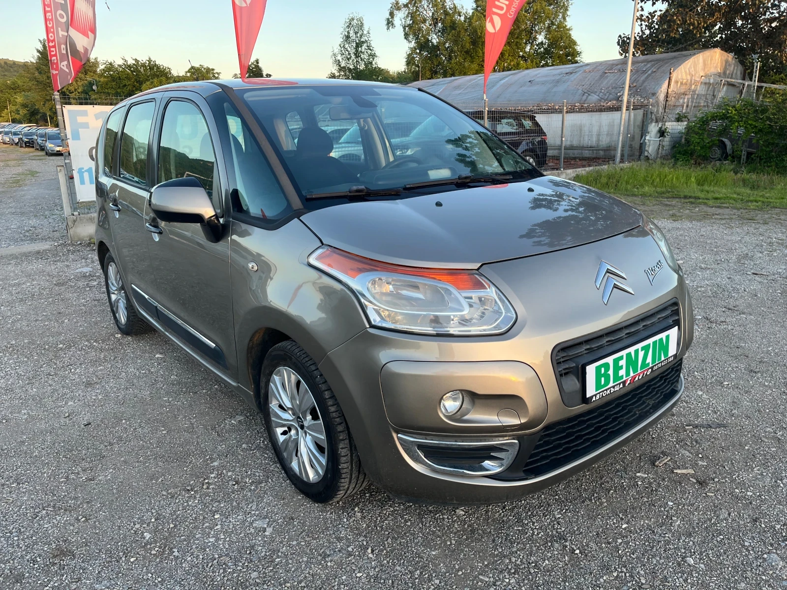 Citroen C3 Picasso 1.4i-16v-95-EXCLUSIVE-ITALIA, снимка 3 - Автомобили и джипове - 54559160