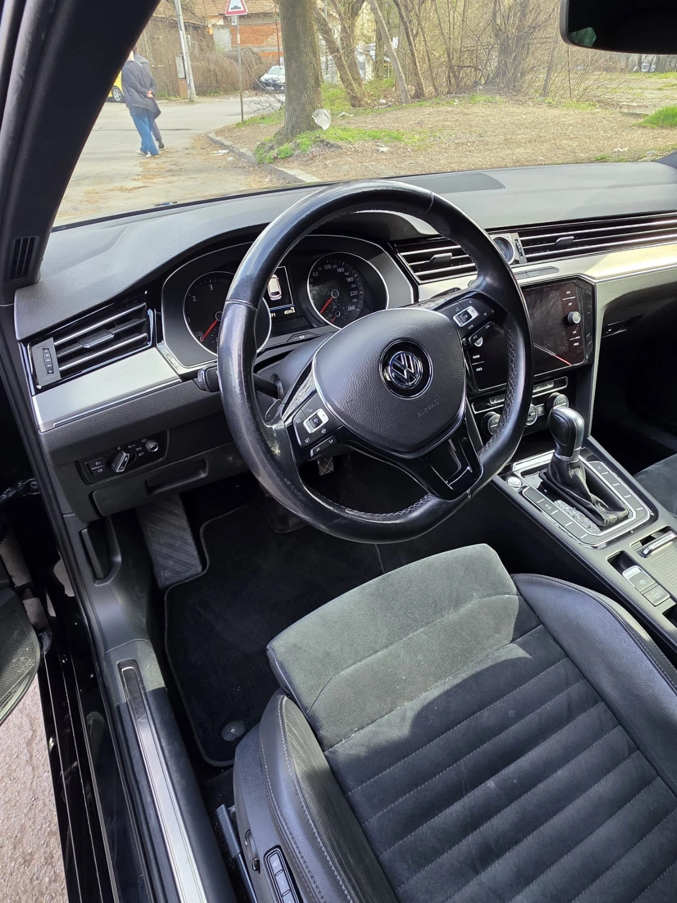 VW Passat, снимка 8 - Автомобили и джипове - 54590656