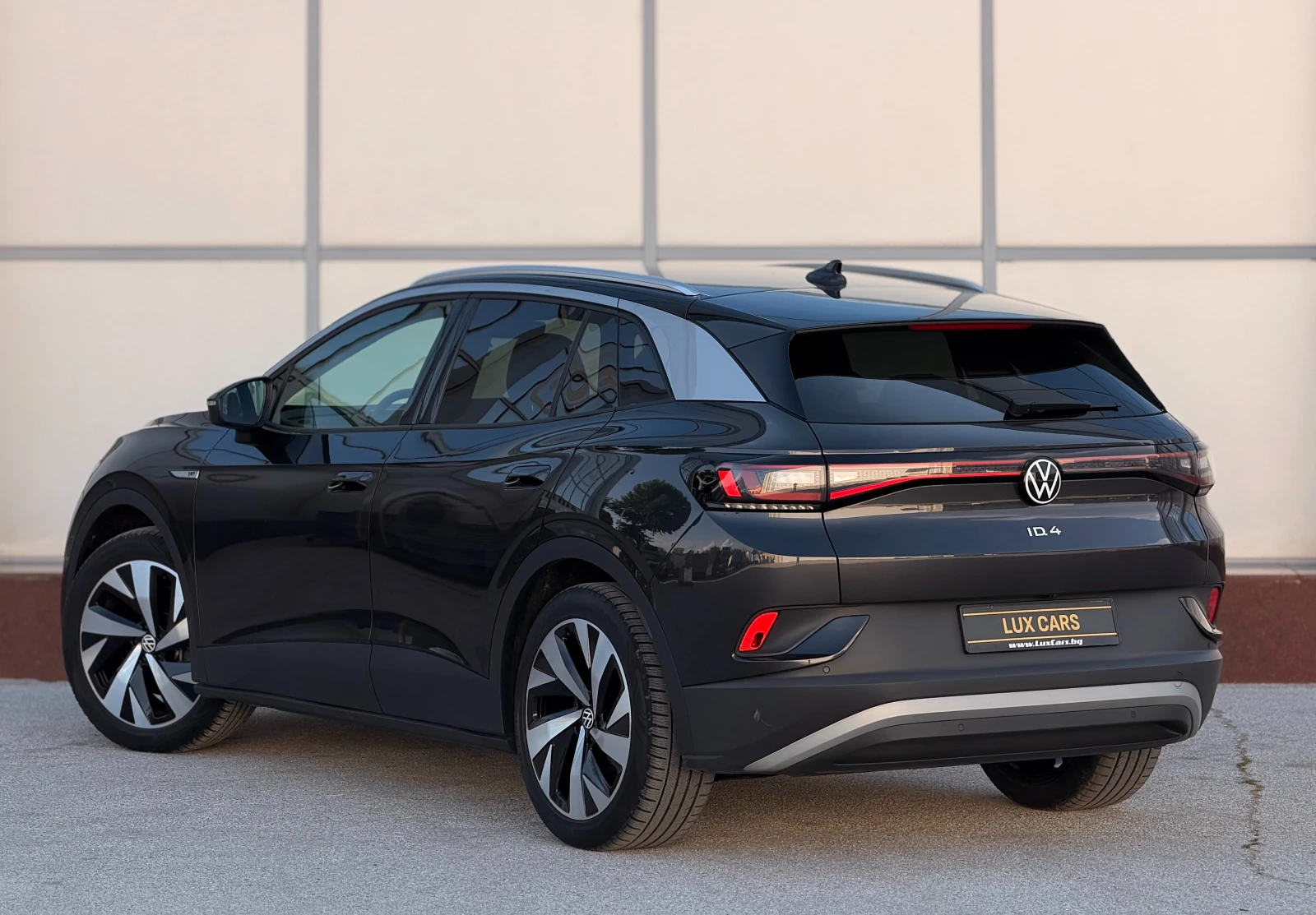 VW ID.4 -PRO-82kwh-1st Edition-Distronik-Europe-Гаранция-, снимка 4 - Автомобили и джипове - 54656173