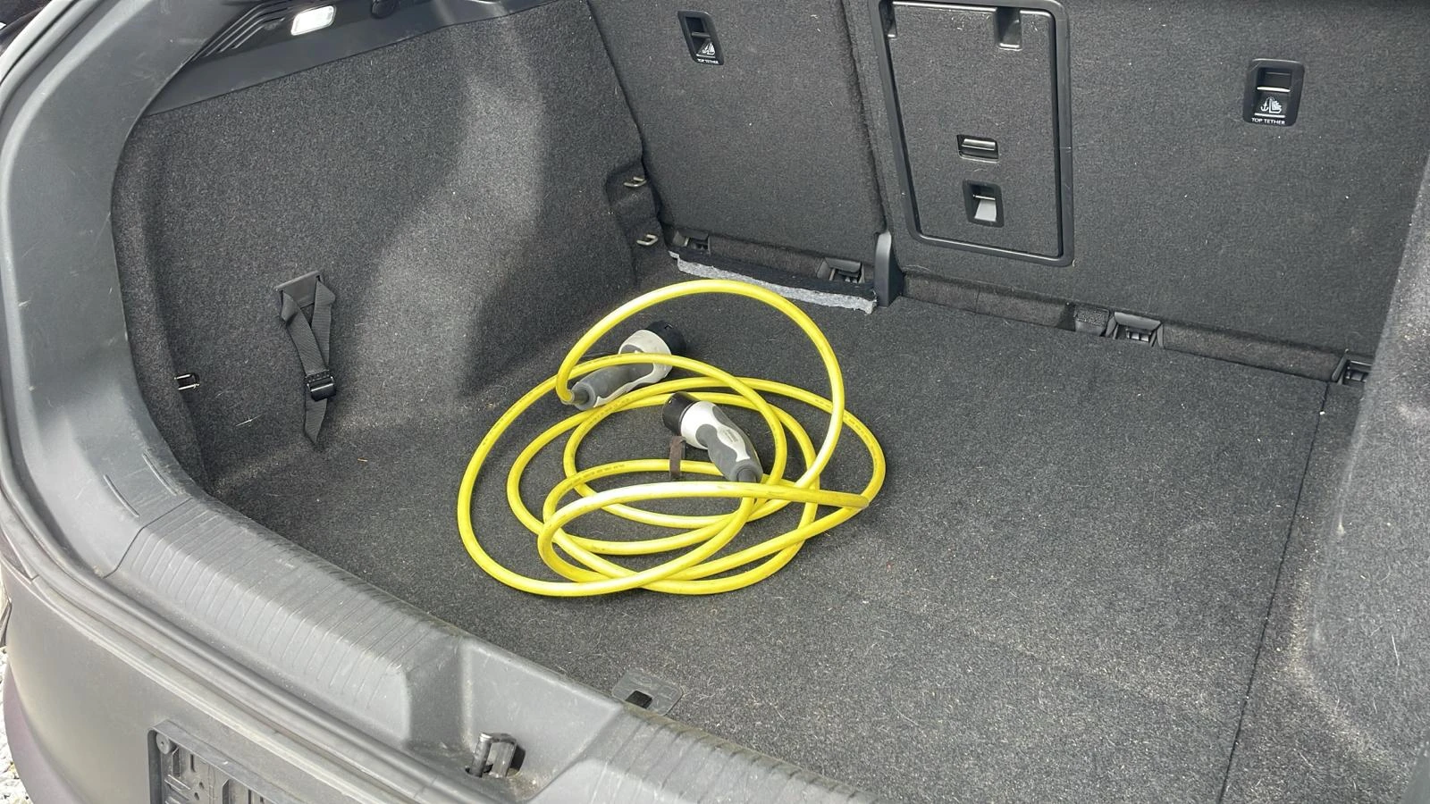 VW ID.4 -PRO-82kwh-1st Edition-Distronik-Europe-Гаранция-, снимка 16 - Автомобили и джипове - 54656173