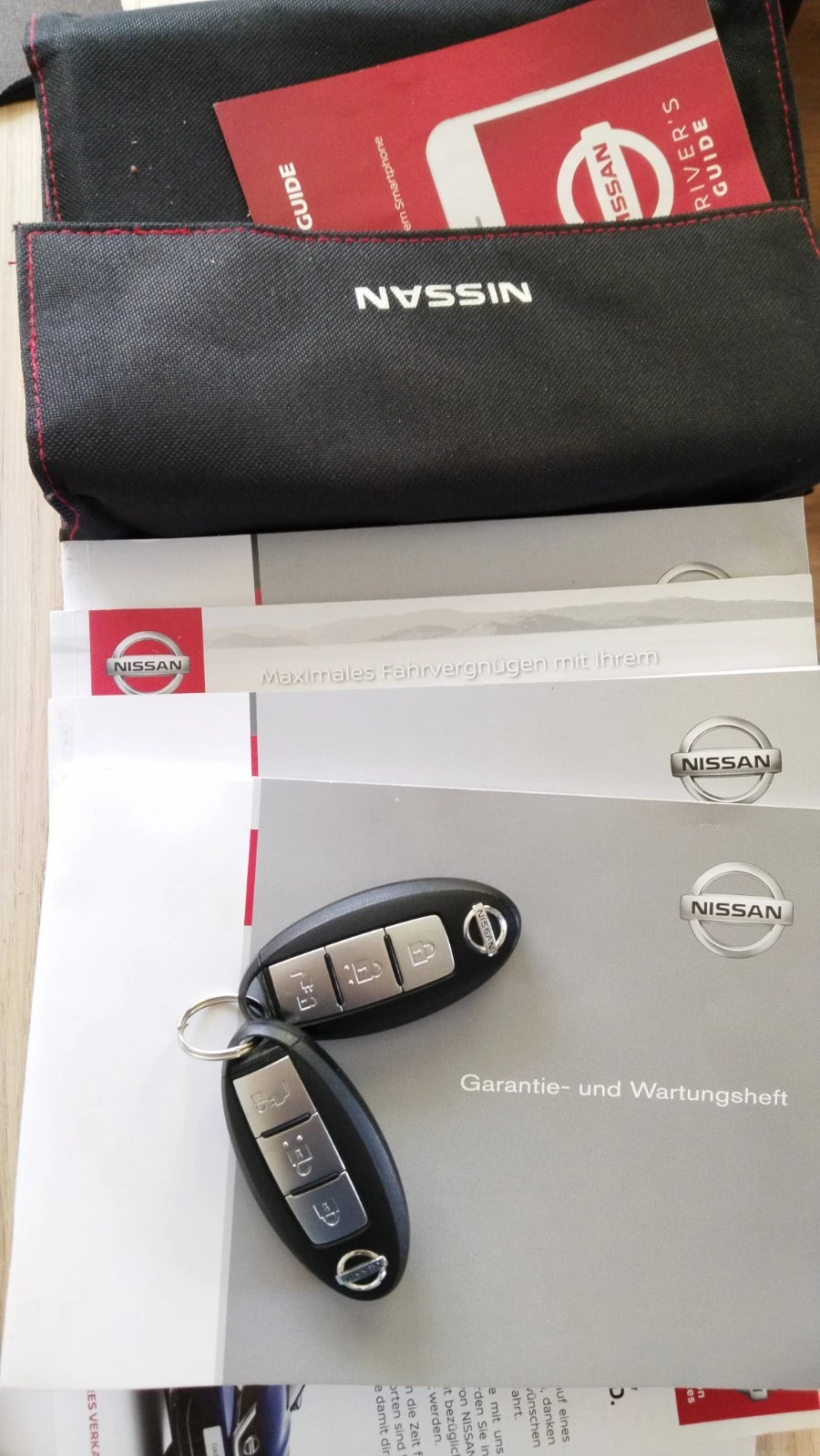Nissan Leaf  SOH 90%, Кожа, Подгрев , Термопомпа, снимка 8 - Автомобили и джипове - 54660389