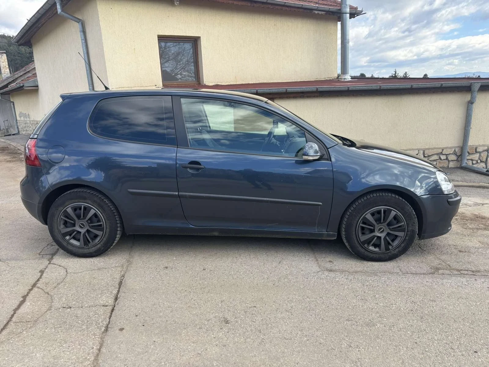 VW Golf 1.6 102кс. , снимка 4 - Автомобили и джипове - 55301521